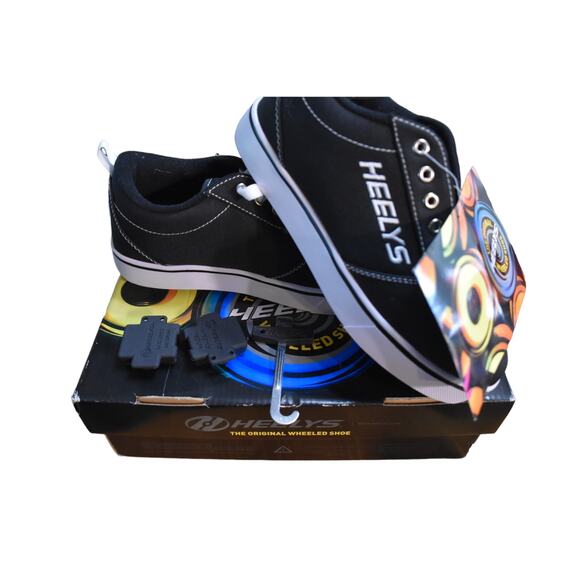 Heely's, New in Box, Black/White, Size 7 Men's/Kids, Unisex - Picture 3 of 5